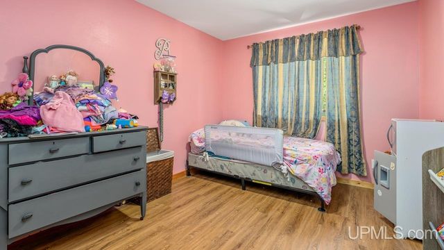 5935 Brampton 27.5 Road, Gladstone, MI 49837