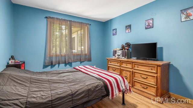 5935 Brampton 27.5 Road, Gladstone, MI 49837