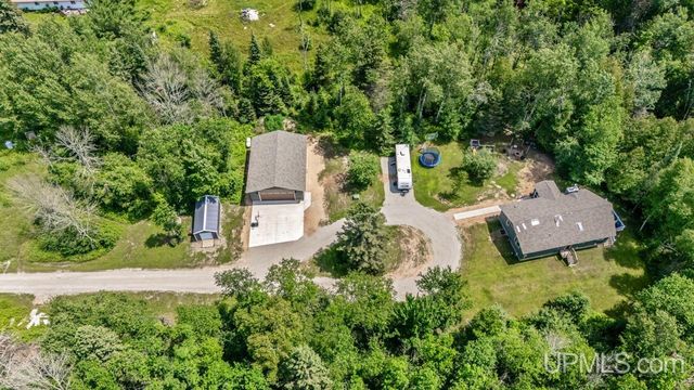 5935 Brampton 27.5 Road, Gladstone, MI 49837