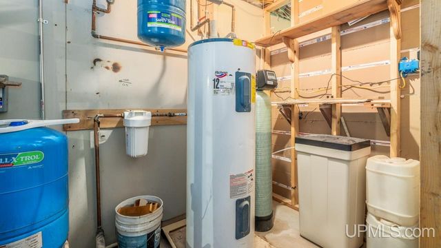 5935 Brampton 27.5 Road, Gladstone, MI 49837