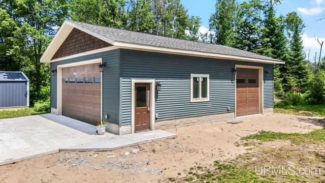 5935 Brampton 27.5 Road, Gladstone, MI 49837