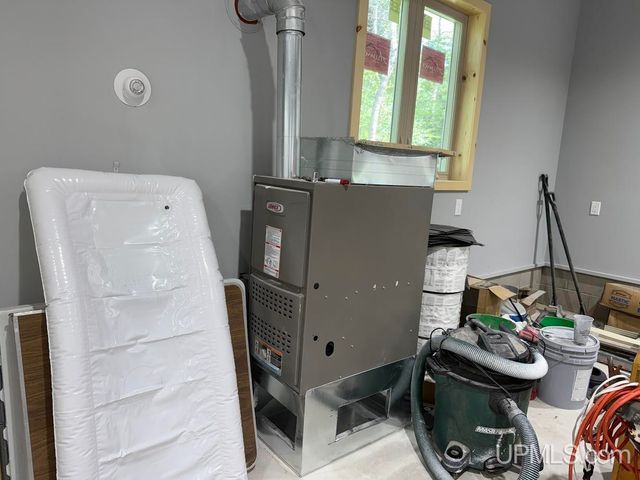 5935 Brampton 27.5 Road, Gladstone, MI 49837