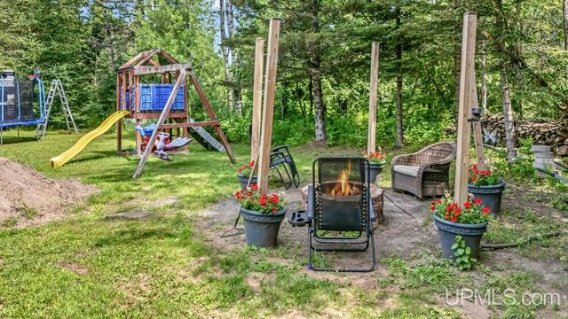 5935 Brampton 27.5 Road, Gladstone, MI 49837