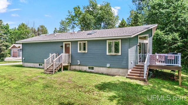 5935 Brampton 27.5 Road, Gladstone, MI 49837