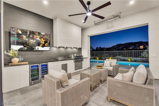 270 Besame Court, Las Vegas, NV 89138