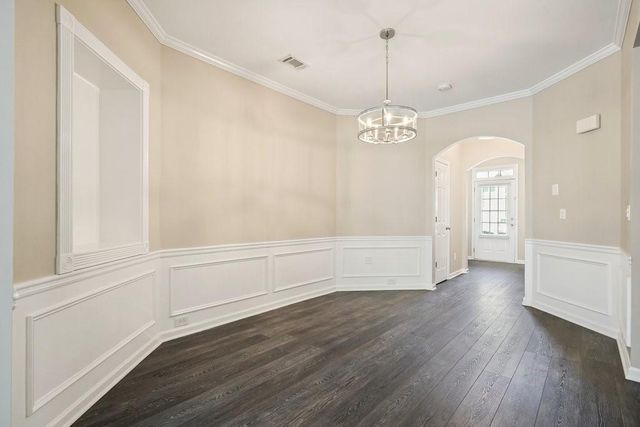 2045 Lake Shore Overlook NW, Kennesaw, GA 30152