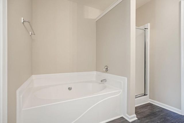 2045 Lake Shore Overlook NW, Kennesaw, GA 30152