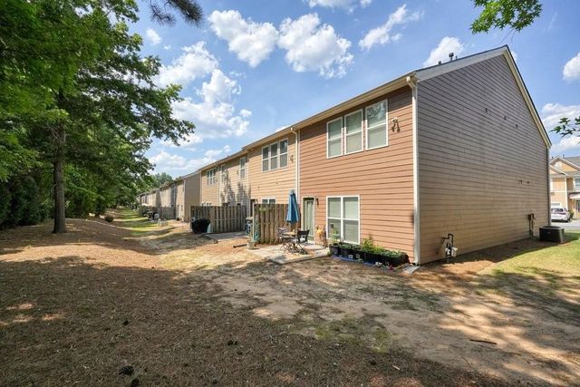 2045 Lake Shore Overlook NW, Kennesaw, GA 30152