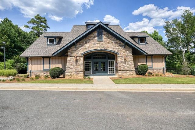 2045 Lake Shore Overlook NW, Kennesaw, GA 30152