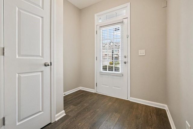 2045 Lake Shore Overlook NW, Kennesaw, GA 30152