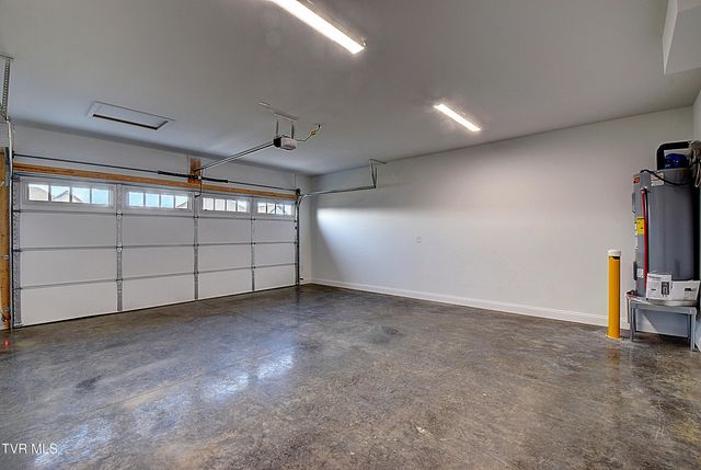 3067 Sawgrass Drive, Jonesborough, TN 37659