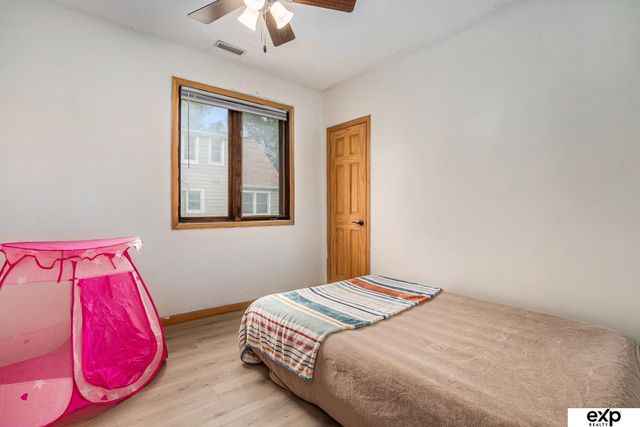 125 E Charles Street, Valley, NE 68064