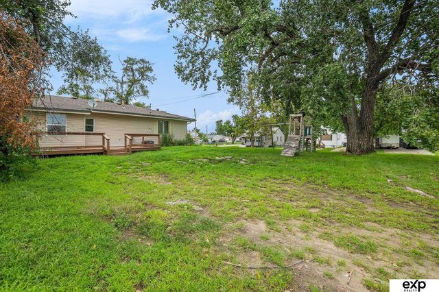 125 E Charles Street, Valley, NE 68064