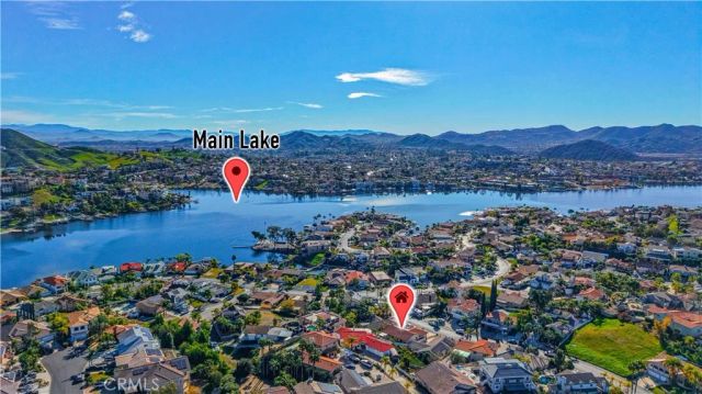 22196 Hoofbeat Way, Canyon Lake, CA 92587