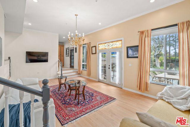 1601 Ard Eevin Avenue, Glendale, CA 91202