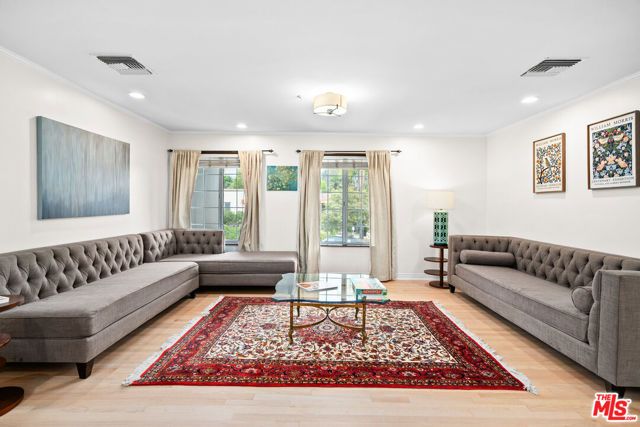 1601 Ard Eevin Avenue, Glendale, CA 91202