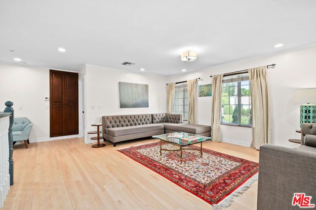 1601 Ard Eevin Avenue, Glendale, CA 91202