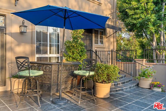 1601 Ard Eevin Avenue, Glendale, CA 91202