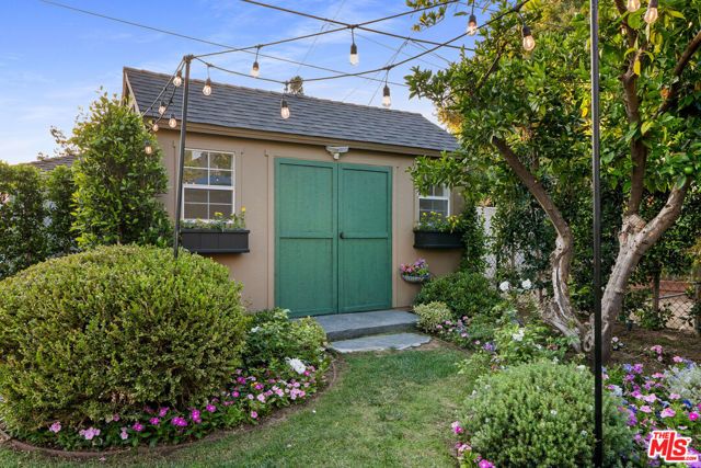 1601 Ard Eevin Avenue, Glendale, CA 91202
