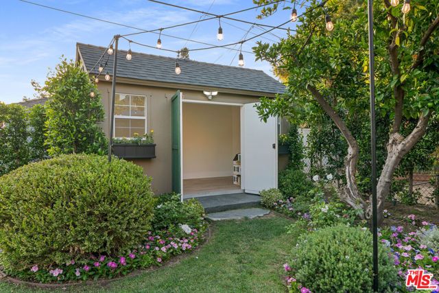1601 Ard Eevin Avenue, Glendale, CA 91202