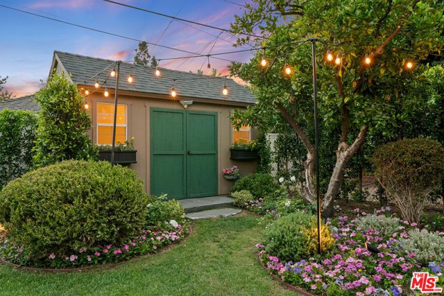 1601 Ard Eevin Avenue, Glendale, CA 91202
