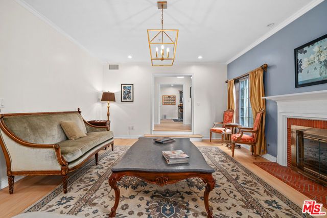 1601 Ard Eevin Avenue, Glendale, CA 91202