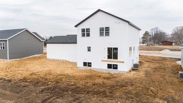 414 Ridge Court, Orfordville, WI 53576