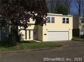 57 Braeburn Lane, Middletown, CT 06457