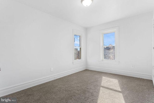 3 SPRENKLE AVE, Hanover, PA 17331