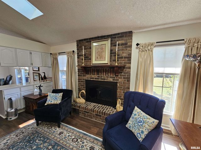 3517 VICTORIA Avenue, Mt Vernon, IL 62864