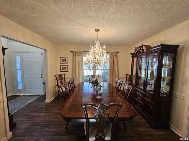 3517 VICTORIA Avenue, Mt Vernon, IL 62864