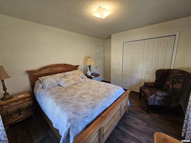 3517 VICTORIA Avenue, Mt Vernon, IL 62864