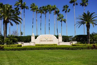 5030 Harmony Circle 303, Vero Beach, FL 32967