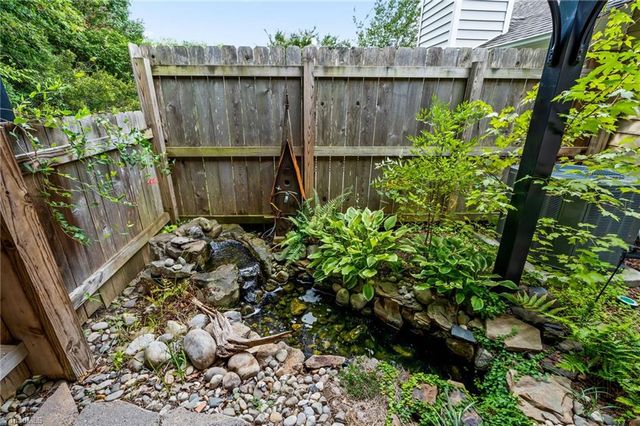 3126 Woodpoint Street, Jamestown, NC 27282