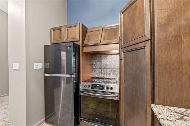 3126 Woodpoint Street, Jamestown, NC 27282