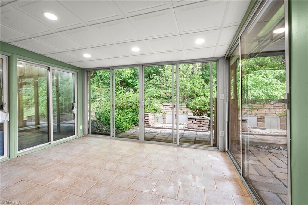 3126 Woodpoint Street, Jamestown, NC 27282