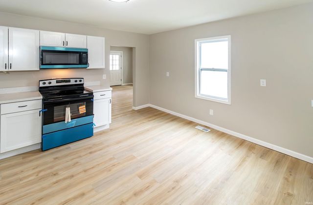 217 E Oregon Street, Evansville, IN 47711
