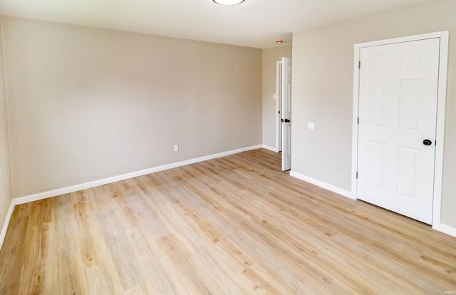 217 E Oregon Street, Evansville, IN 47711