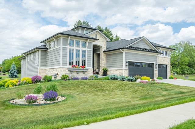 2315 14th Street SW, Altoona, IA 50009