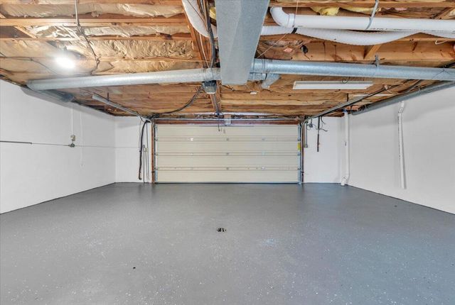 971 Stonegate DR, Salem, VA 24153