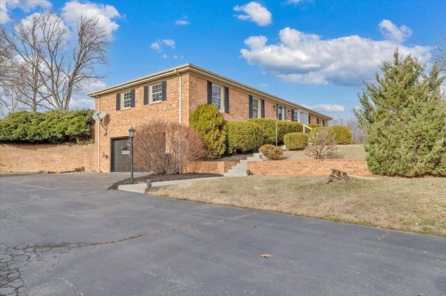 971 Stonegate DR, Salem, VA 24153