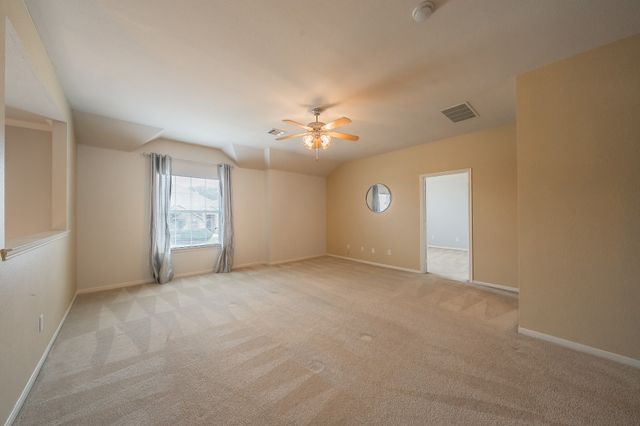 5516 Dunn Hill Drive, Fort Worth, TX 76137