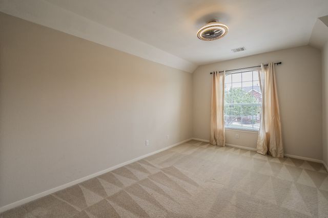 5516 Dunn Hill Drive, Fort Worth, TX 76137