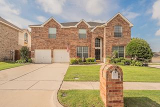 5516 Dunn Hill Drive, Fort Worth, TX 76137