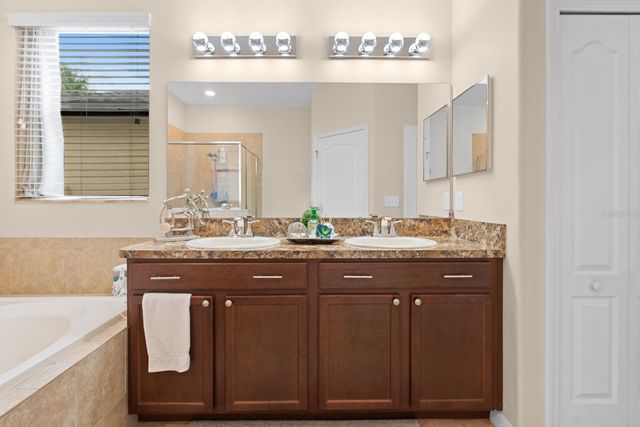 13216 WELLINGTON HILLS DRIVE, Riverview, FL 33579