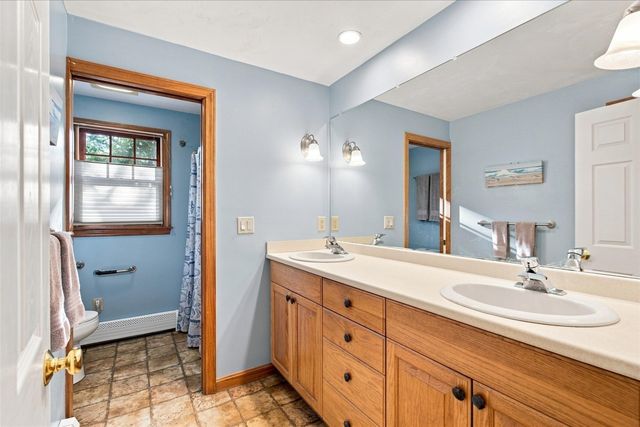 80 Earle Rd, Harwich, MA 02671