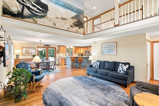 80 Earle Rd, Harwich, MA 02671