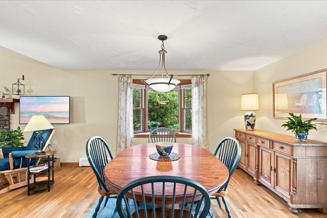 80 Earle Rd, Harwich, MA 02671