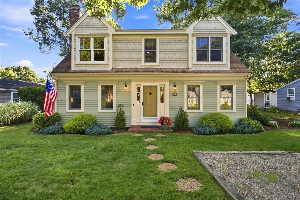 80 Earle Rd, Harwich, MA 02671
