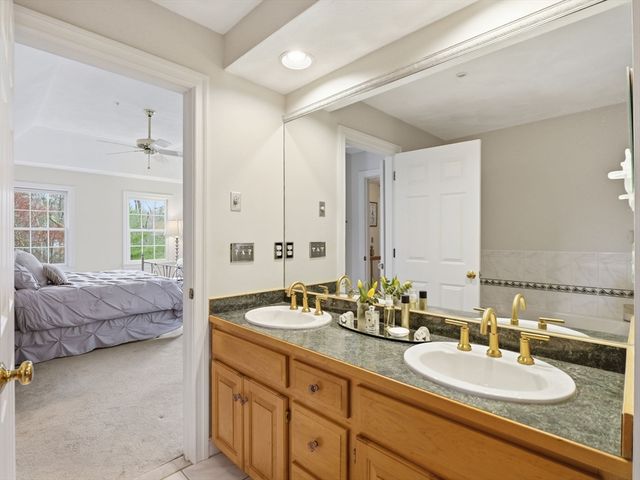 51 Colonial Ave, North Andover, MA 01845